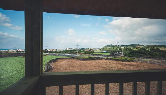 Red Windmill Pension Jeju Exterior foto